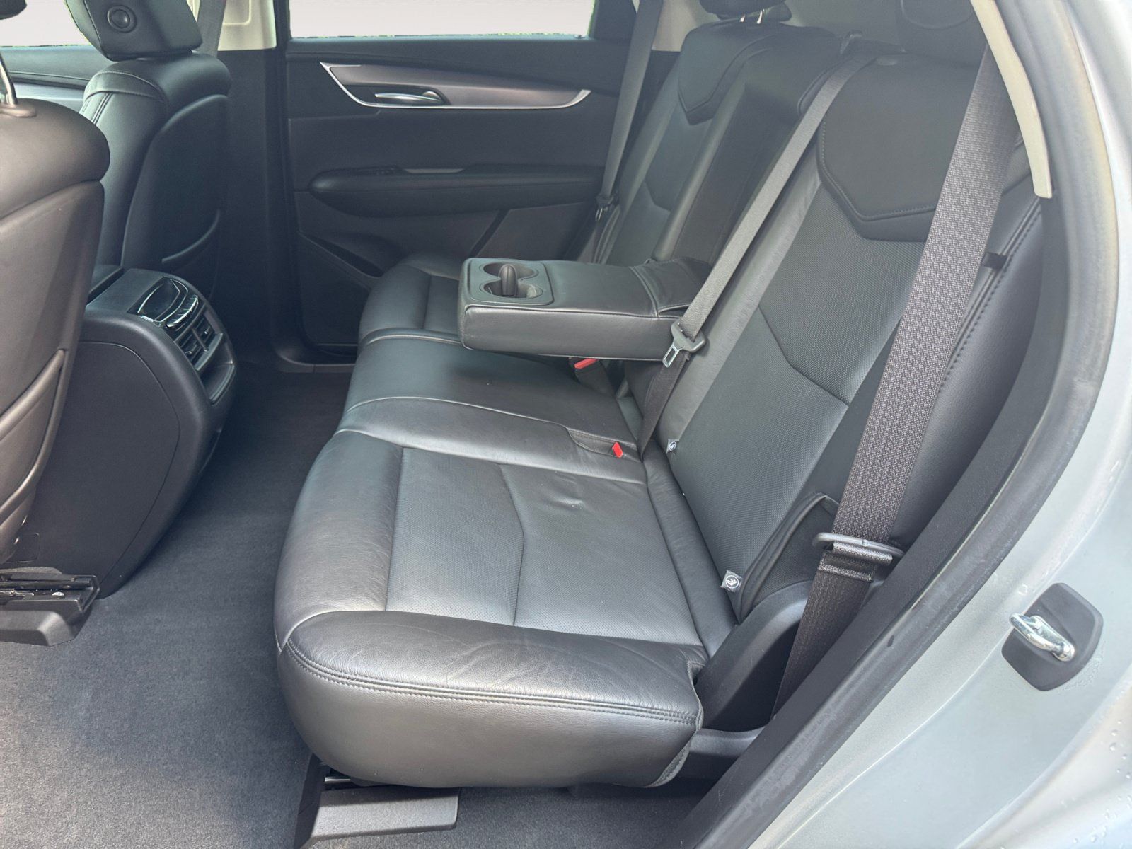 Used 2019 Cadillac XT5 Premium Luxury FWD image 13