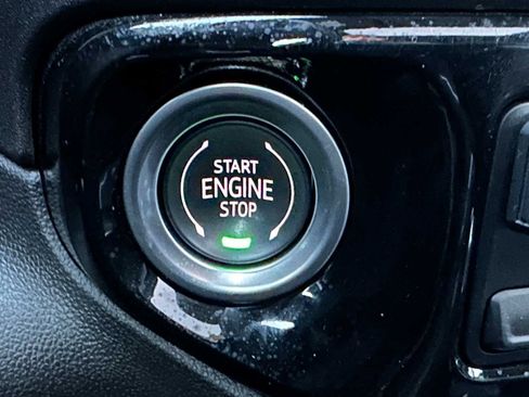 Used 2025 Chevrolet Silverado 1500 LTZ w/ LTZ Premium Package image 37