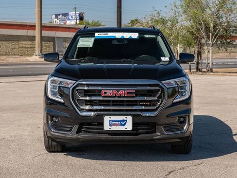 Used 2024 GMC Terrain AT4 w/ LPO, Floor Liner Package AWD/4WD image 2