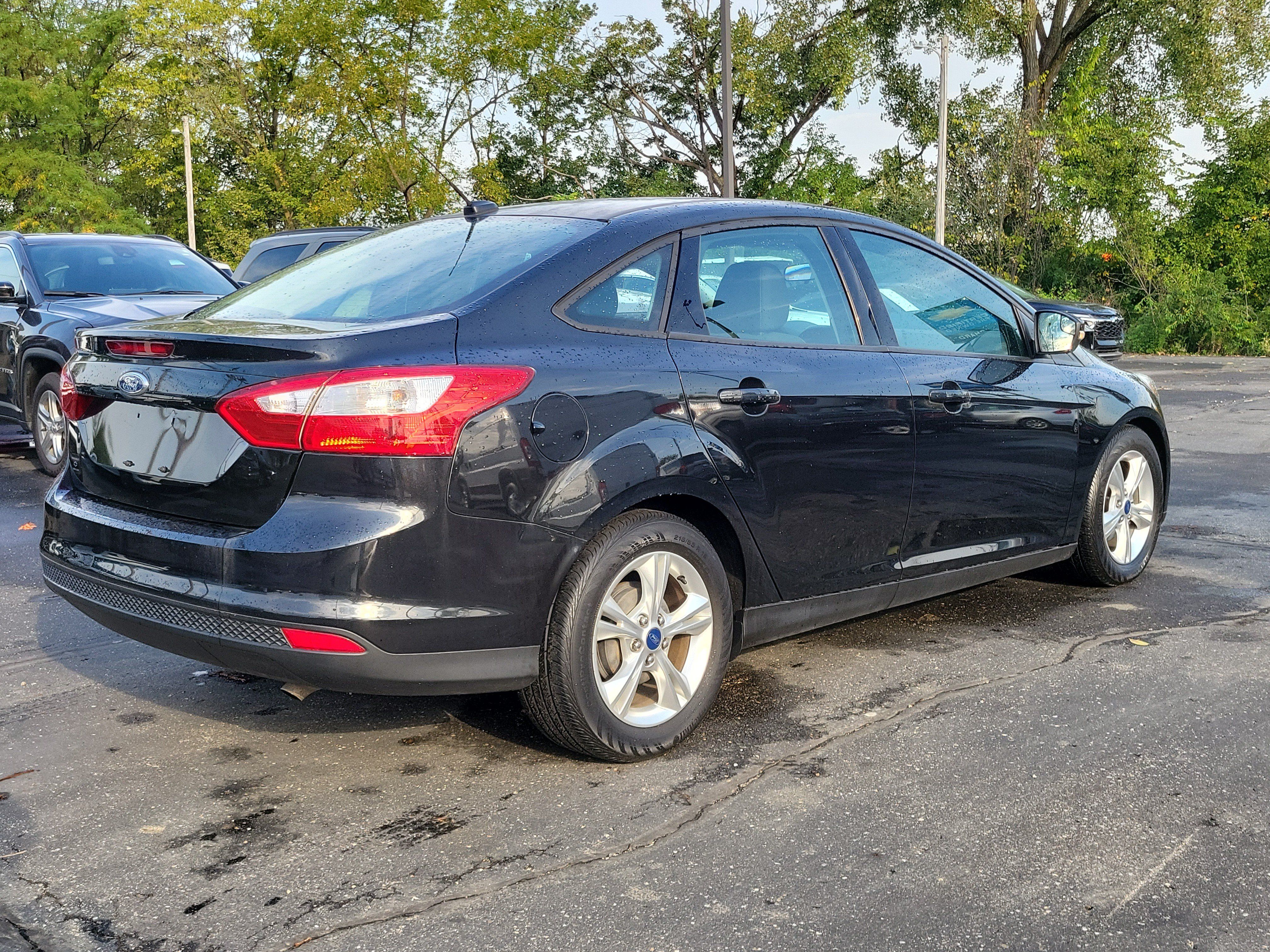 Used 2014 Ford Focus SE FWD image 4