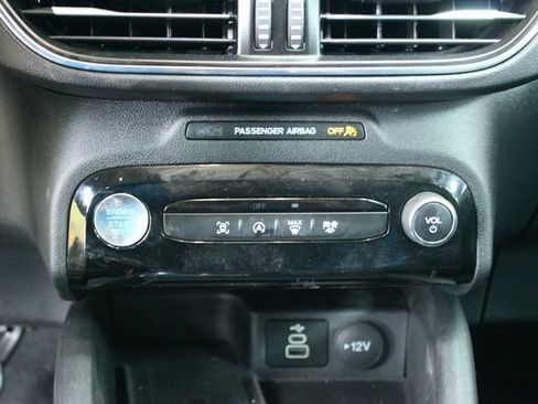 Used 2025 Ford Escape Platinum AWD/4WD image 23