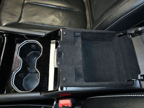 Used 2023 Jeep Grand Cherokee L Limited w/ Luxury Tech Group II image 19