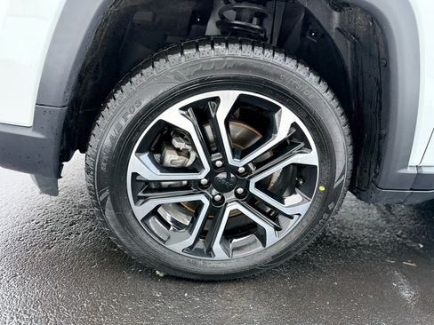 Used 2022 Jeep Compass Limited image 23