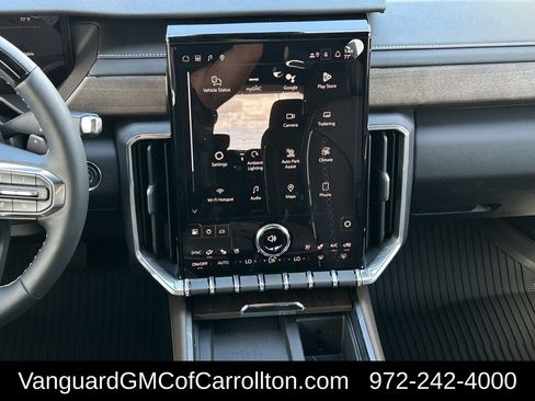 New 2026 GMC Acadia Denali Ultimate w/ LPO, Floor Liner Package AWD/4WD image 14