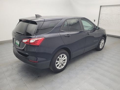 Used 2020 Chevrolet Equinox LS w/ LS Convenience Package image 10