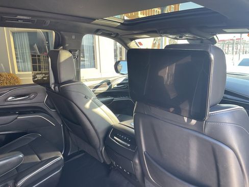 Used 2021 Cadillac Escalade Sport w/ Driver Assist Tech Package image 35
