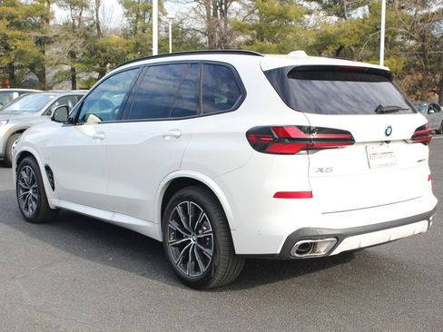 New 2026 BMW X5 xDrive50e w/ M Sport Package AWD/4WD image 5