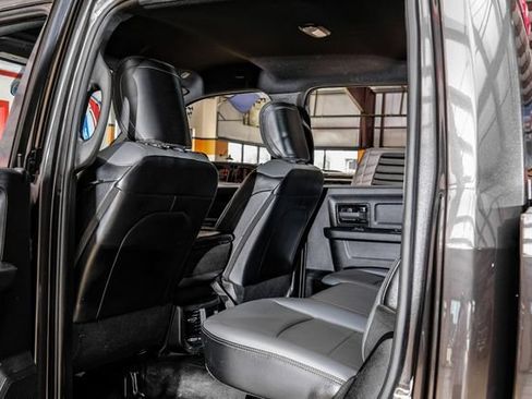 Used 2021 RAM 3500 Tradesman w/ Chrome Appearance Group AWD/4WD image 44