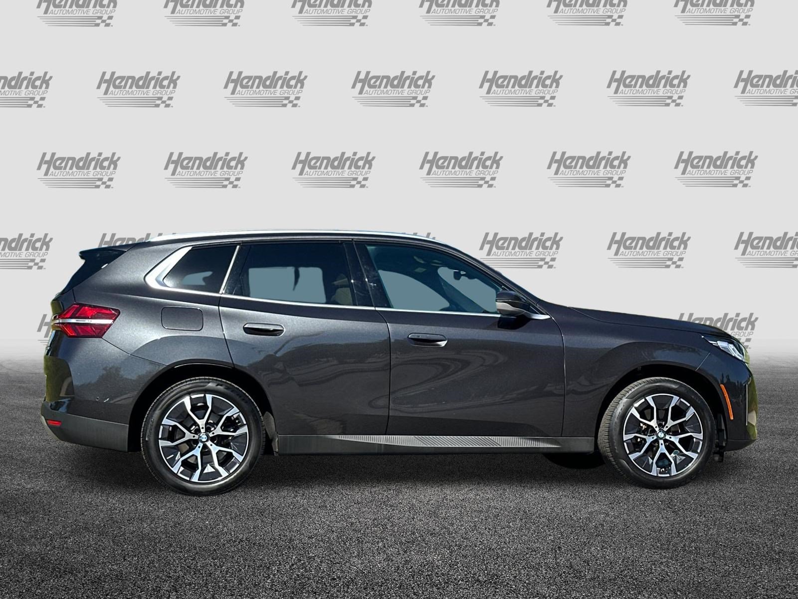 Used 2026 BMW X3 xDrive30i w/ Convenience Package AWD/4WD image 3