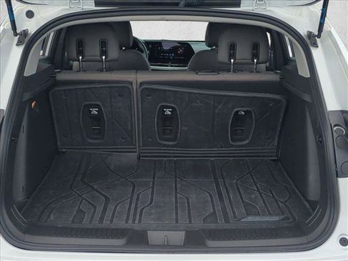Used 2025 Chevrolet Trax ACTIV w/ Sunroof Package FWD image 6