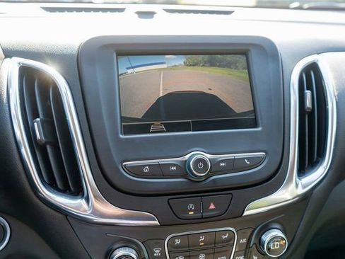 Used 2024 Chevrolet Equinox LT FWD image 27