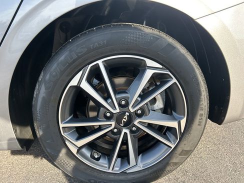 Used 2022 Kia Forte LXS image 36