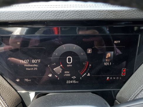 Used 2025 GMC Yukon XL Denali RWD image 26