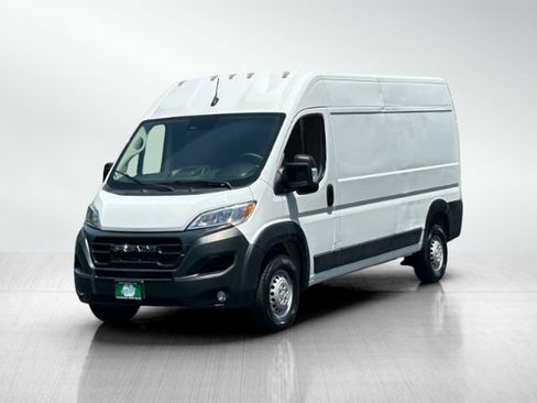 Used 2025 RAM ProMaster 2500 w/ Convenience Group FWD image 8
