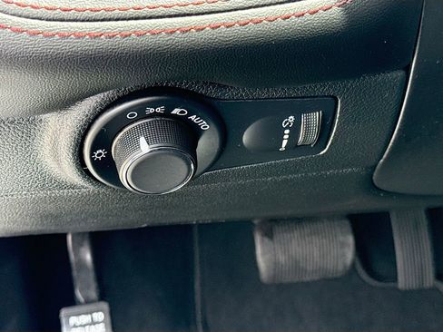 Used 2026 Dodge Durango GT image 11