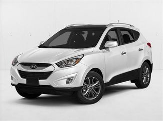 Used 2015 Hyundai Tucson SE video 1