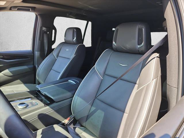 Used 2024 Cadillac Escalade Sport w/ Touring Package AWD/4WD image 13