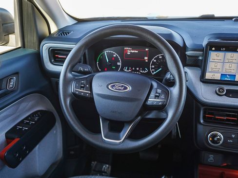 Used 2024 Ford Maverick XLT image 16