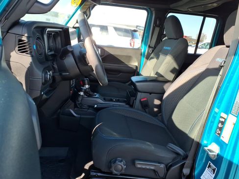 Used 2024 Jeep Wrangler Unlimited Rubicon 4xe w/ Convenience Group image 18