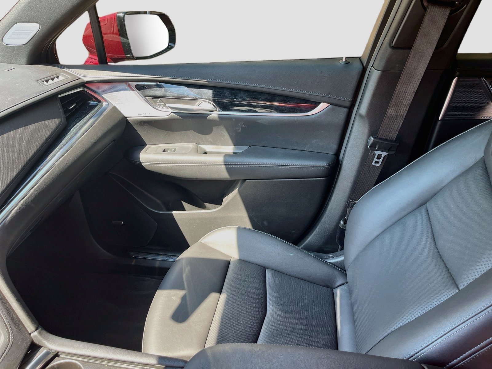 Used 2025 Cadillac XT5 Premium Luxury w/ Technology Package FWD image 25