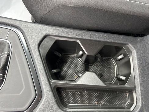 Certified 2022 Volkswagen Tiguan S image 22