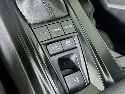 Used 2026 Toyota Camry LE image 24