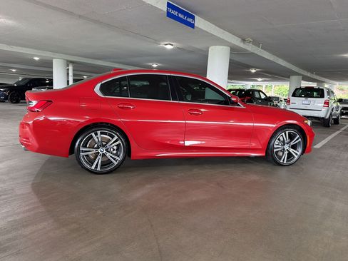 Certified 2024 BMW 330i Sedan RWD image 6