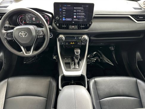 Used 2023 Toyota RAV4 XLE Premium FWD image 14