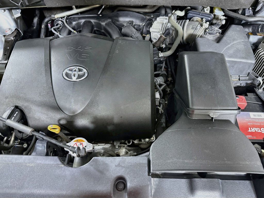 Certified 2018 Toyota Highlander Limited AWD/4WD image 35
