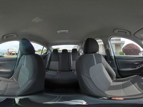 Used 2025 Nissan Sentra SV FWD image 41