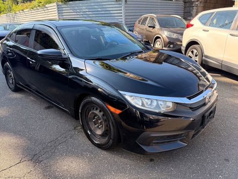 Used 2018 Honda Civic LX image 3