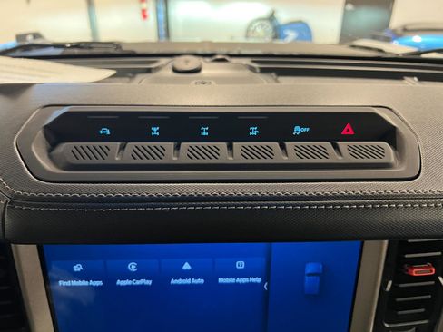 Used 2023 Ford Bronco Raptor image 17