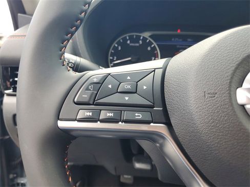 New 2025 Nissan Sentra SR w/ Trunk Package image 11