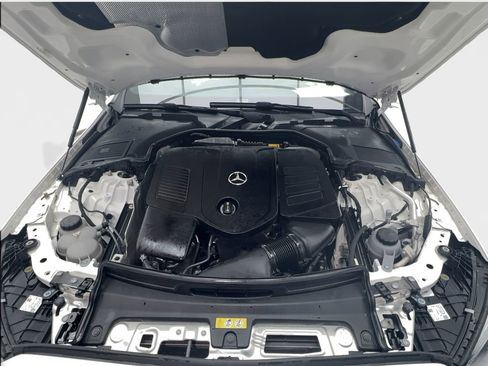Used 2024 Mercedes-Benz C 300 Sedan image 11