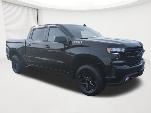 Certified 2021 Chevrolet Silverado 1500 LT Trail Boss w/ Convenience Package II AWD/4WD image 3