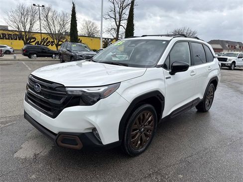 Used 2025 Subaru Forester Sport w/ Popular Package image 8