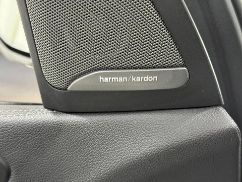 Used 2022 BMW X5 M50i image 24