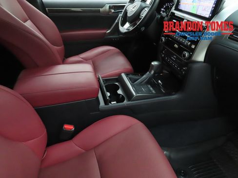 Used 2023 Lexus GX 460 Premium w/ Premium Package AWD/4WD image 25