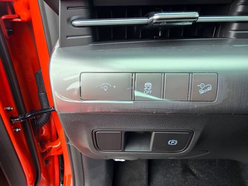 New 2026 Hyundai Kona SEL Premium image 18