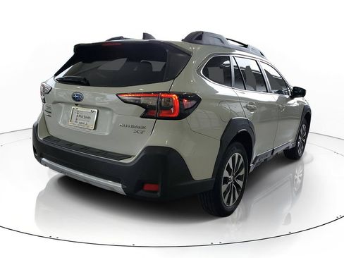 Used 2024 Subaru Outback Limited XT AWD/4WD image 6