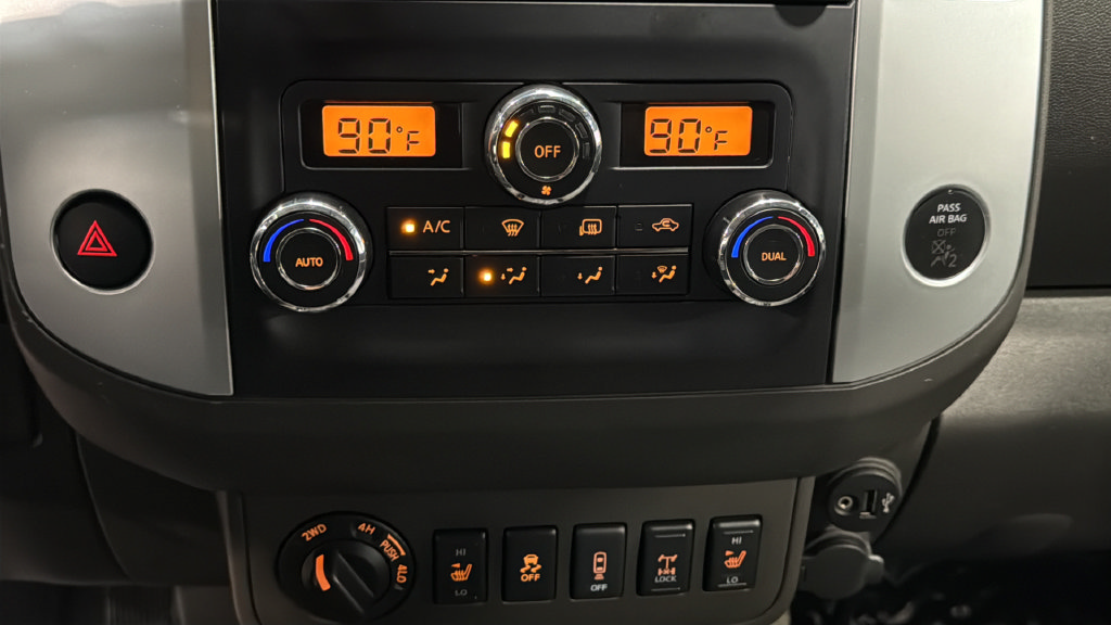 Used 2017 Nissan Frontier PRO-4X AWD/4WD image 25