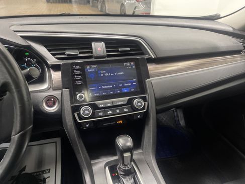 Used 2019 Honda Civic EX-L image 29