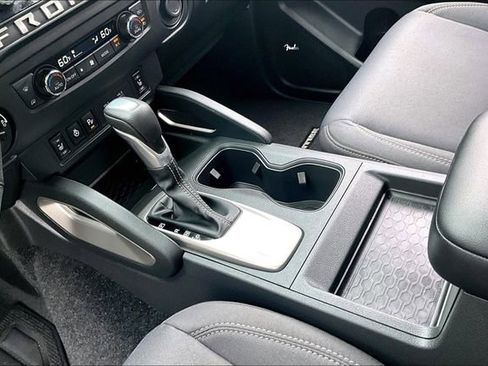 Certified 2025 Nissan Frontier SV w/ SV Convenience Package image 15