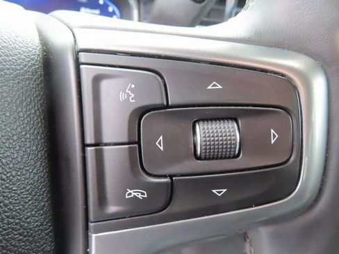 Used 2025 Chevrolet Silverado 1500 LT image 17