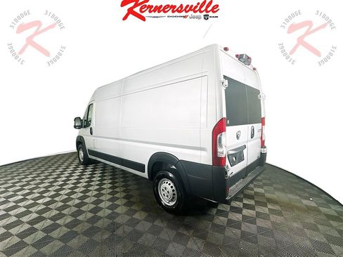 New 2025 RAM ProMaster 2500 w/ Premium Convenience Group image 5