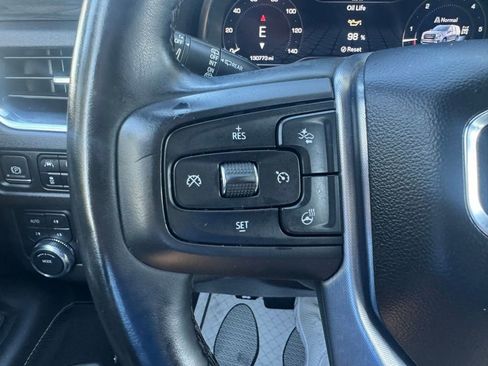 Certified 2023 GMC Yukon SLT w/ SLT Premium Package AWD/4WD image 25