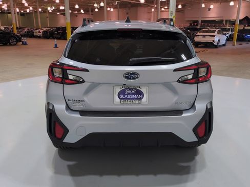 Certified 2025 Subaru Crosstrek 2.5i Premium AWD/4WD image 4