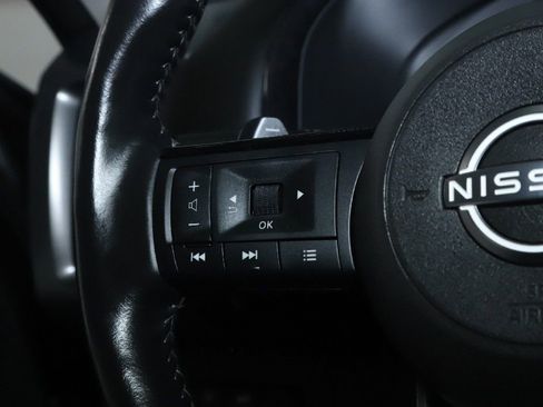 Used 2025 Nissan Pathfinder SL AWD/4WD image 23