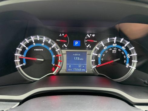 Used 2016 Toyota 4Runner Trail Premium AWD/4WD image 17