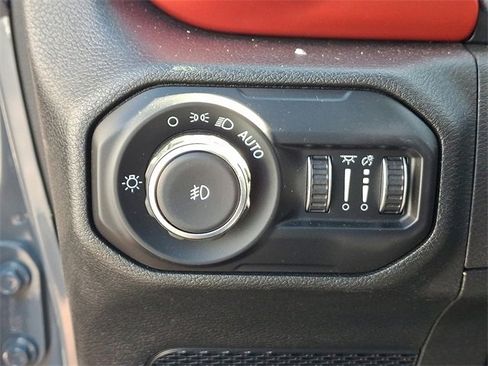 Used 2021 Jeep Wrangler Unlimited Rubicon image 24